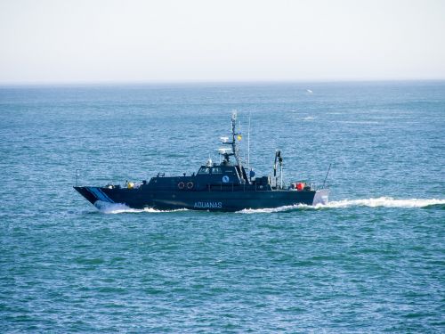 boat ribadeo sea