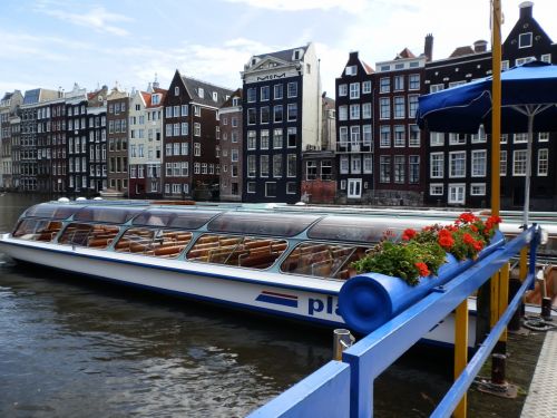 boat channel amsterdam