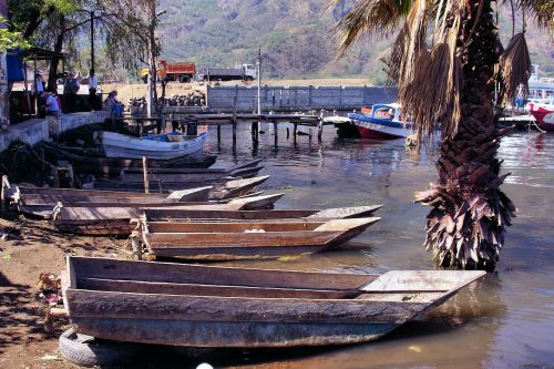 boat lake guatemala