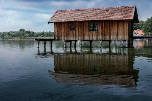 boat house web lake