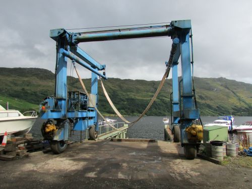 boat lift scotland boat hoist