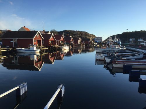 boathouse sea bohuslän