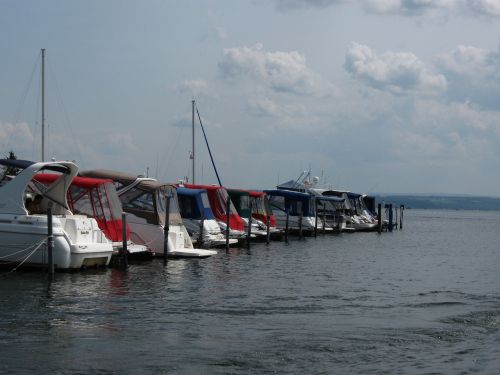 boats marina lake