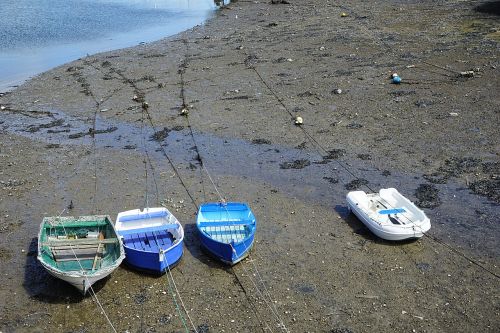 boats beach sand
