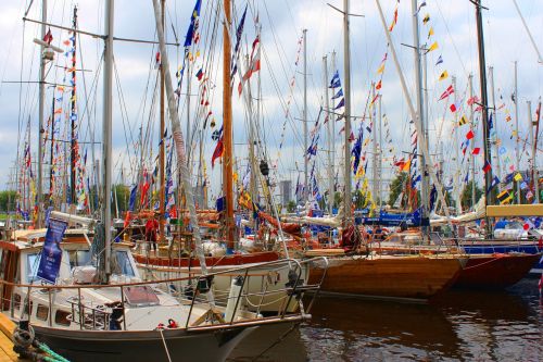 boats riga sailboat