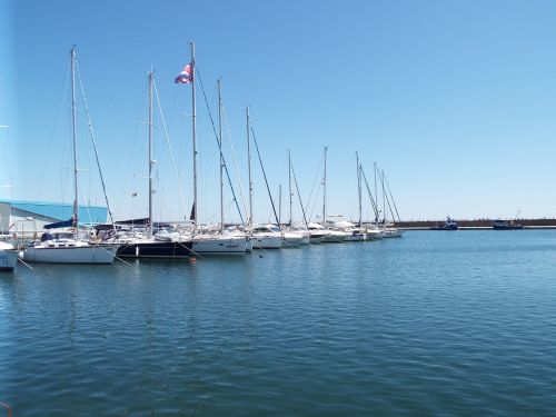 boats pontoon port