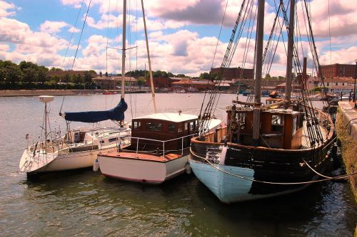 boats harbour sea