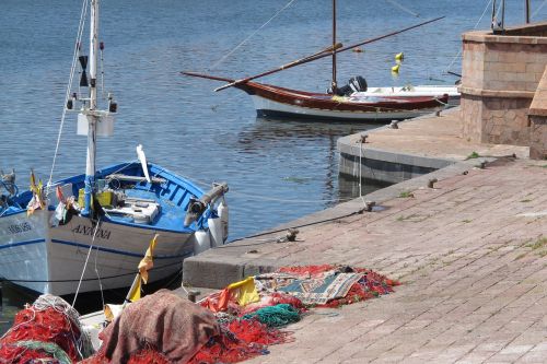 boats sea fishing