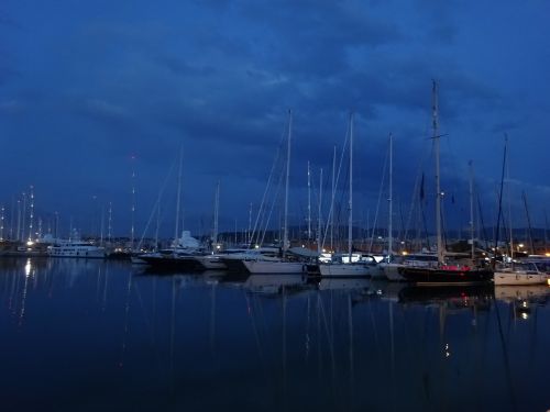 boats night palma