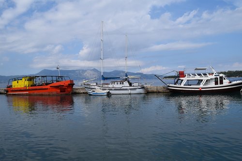 boats  sea  water