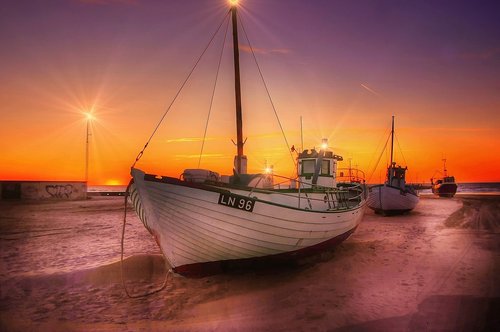 boats  sunset  sea