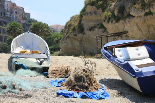 boats italy tropea