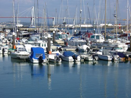 boats sea port