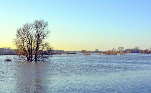 body of water nature outdoor