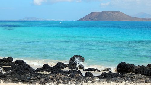 body of water  blue  beach