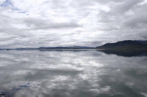 body of water  the dome of the sky  nature