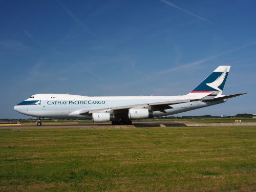 boeing 747 cathay pacific jumbo jet