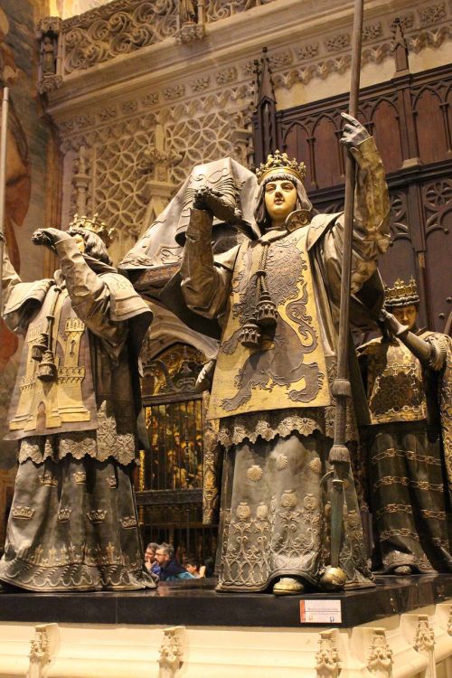 bones of christopher columbus seville church