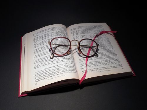 book read glasses