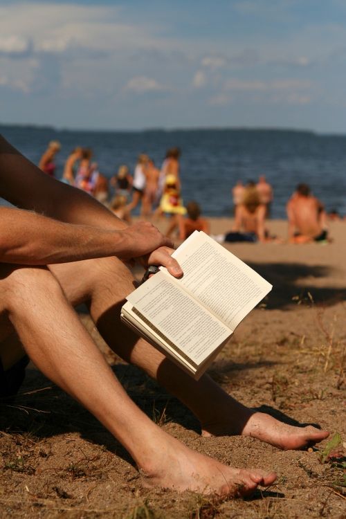 book beach holiday