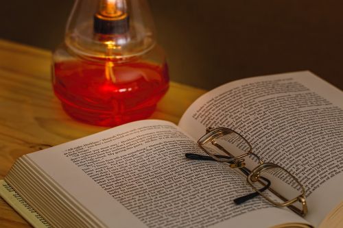 book oil lamp spectacles