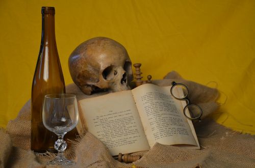 book glasses skull