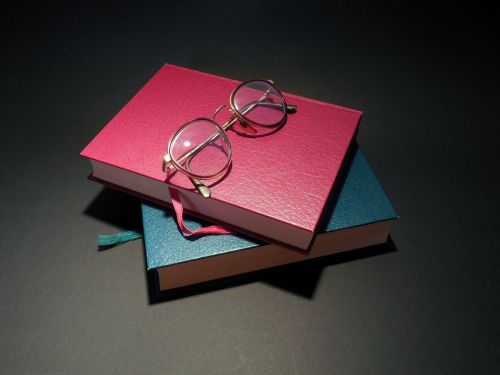 books read glasses