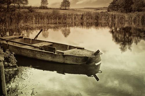 boot lake background image
