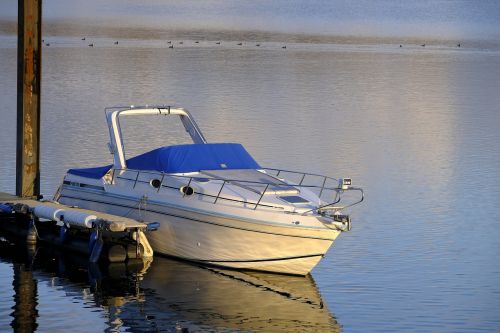 boot powerboat water