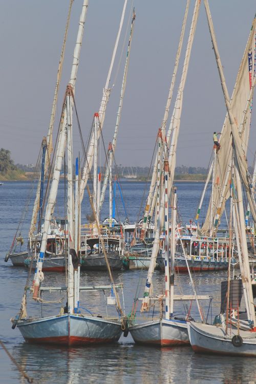 boot sailing boat anchorage