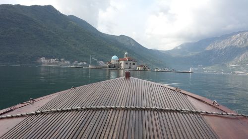boot sea montenegro
