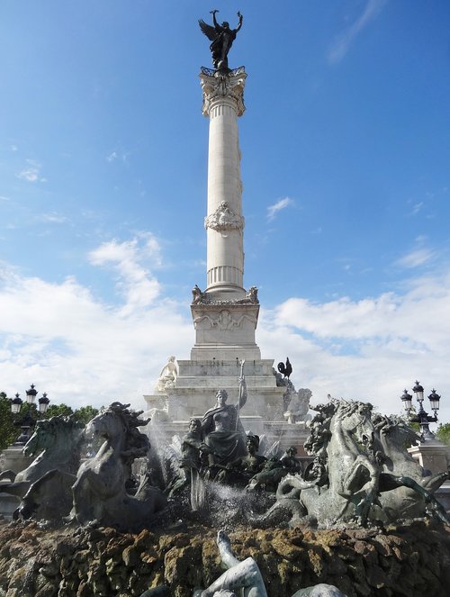 bordeaux  fountain  girondins