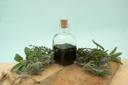 bottle  leaf  aromatherapy
