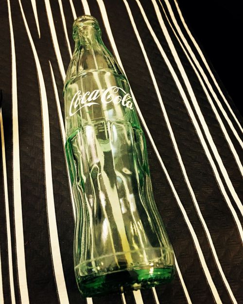 bottle glass coca-cola