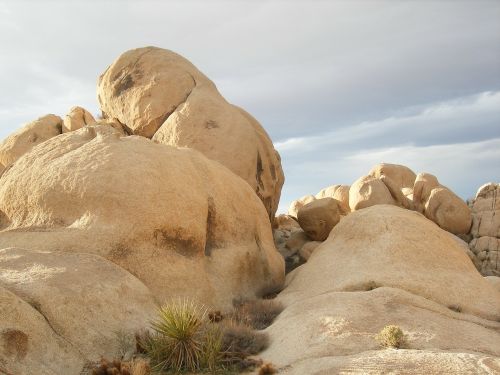 boulders stones rocks