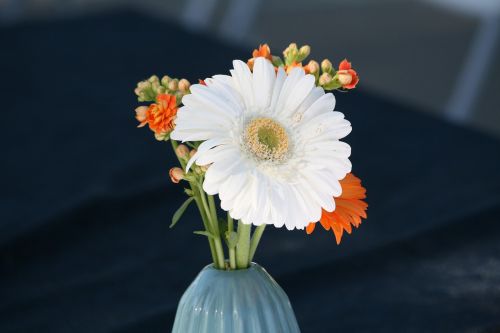 bouquet vase decoration