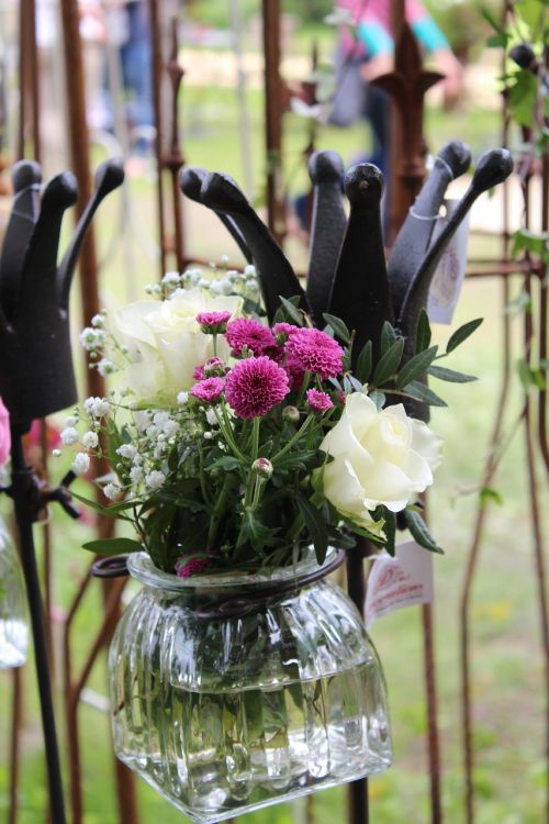 bouquet flowers vase
