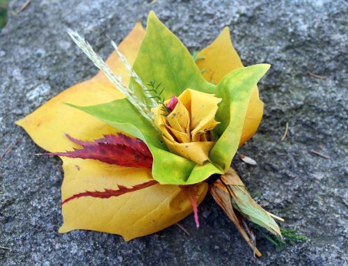 bouquet autumn foliage