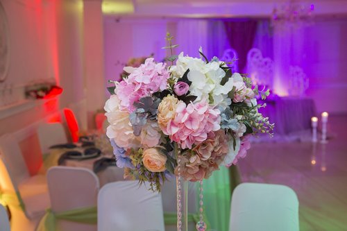bouquet  table  wedding
