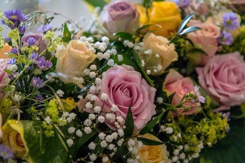 bouquet  roses  wedding