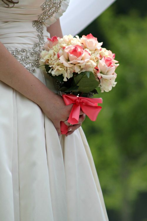 bouquet flowers wedding