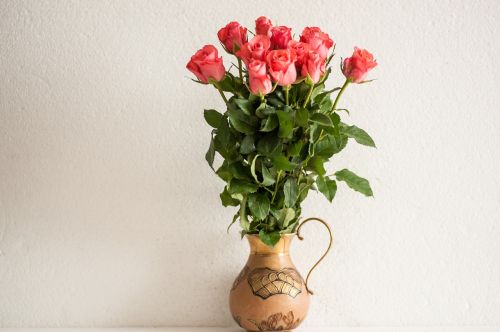 bouquet of roses brass vase free