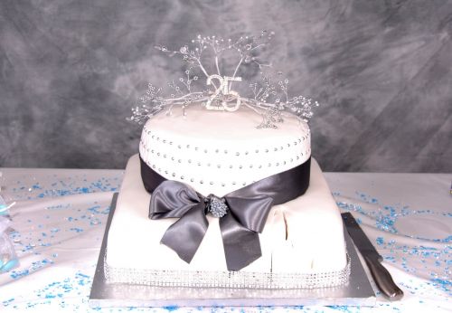 bow cake celebration
