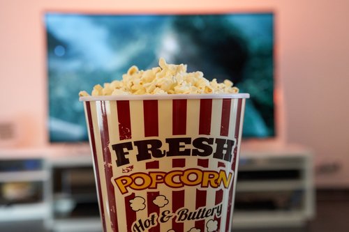 bowl  popcorn  cinema
