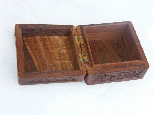 box brown carved