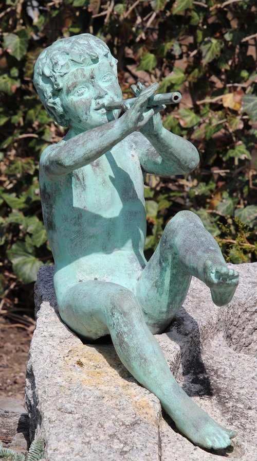 boy  fountain  flute