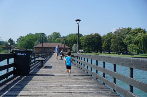 boy toddler pier