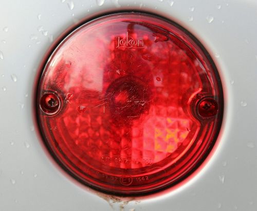 brake light red light