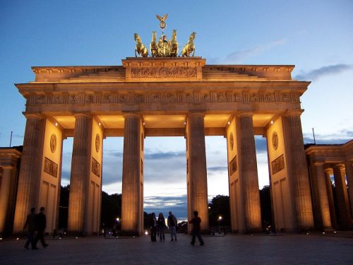 brandenburg gate berlin germany