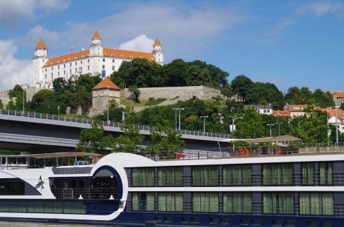 bratislava slovakia castle